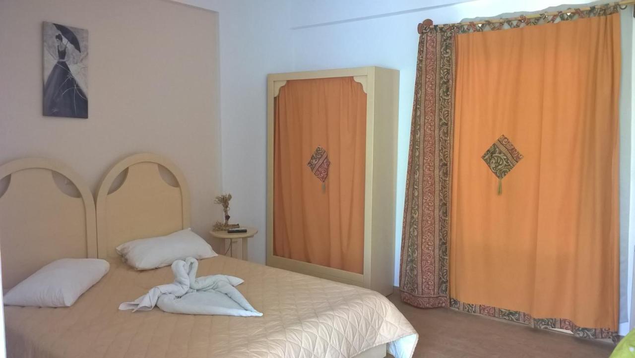 Appartamento Gyrouli 1 Pera Gyalos Esterno foto