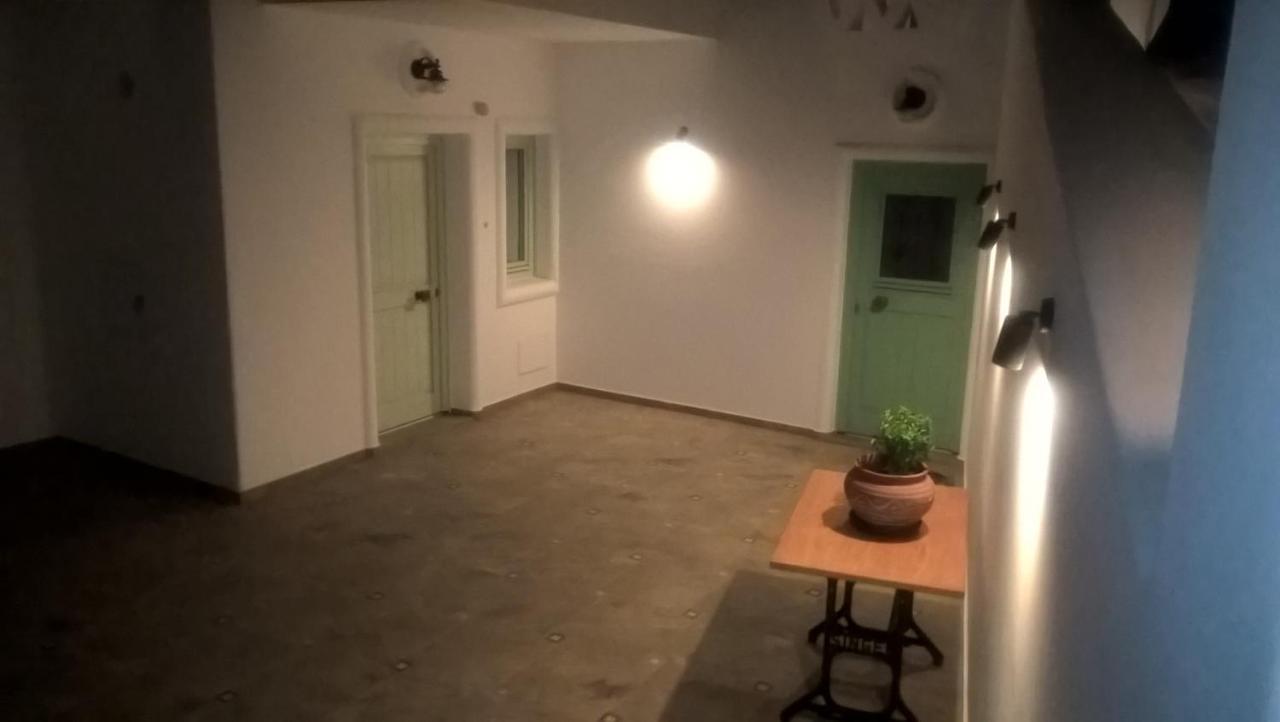 Appartamento Gyrouli 1 Pera Gyalos Esterno foto